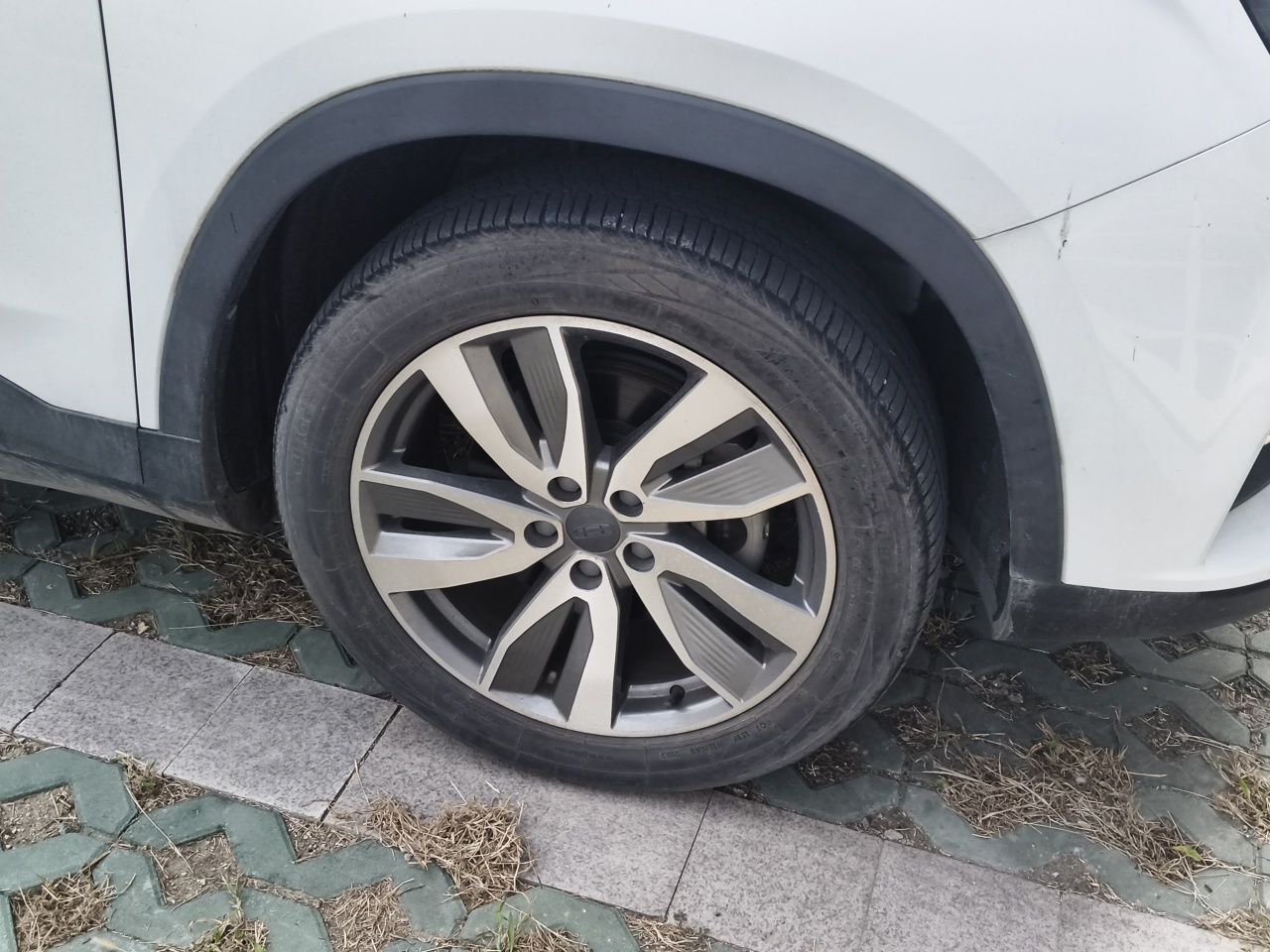 Geely Auto Haoyue 2022 1.8TD DCT Luxury 7-Seater — снимка 8