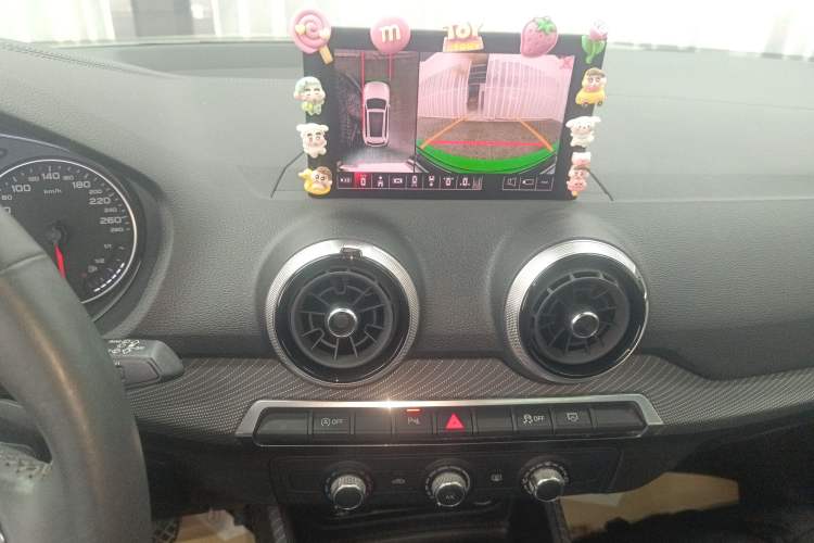 Used Audi Q2L 2022 35 TFSI Progressive Dynamic Edition Audio And AC Panel