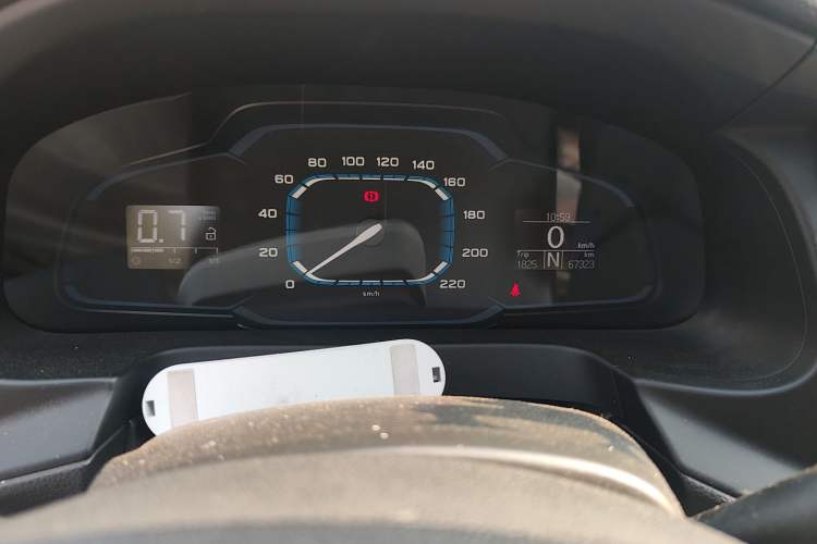 Used Roewe 360 2015 20T TST Deluxe Edition
