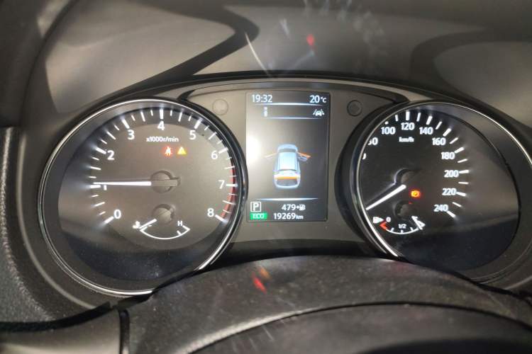 Used Nissan Qashqai 2019 2.0L CVT Luxury Edition Instrument Cluster