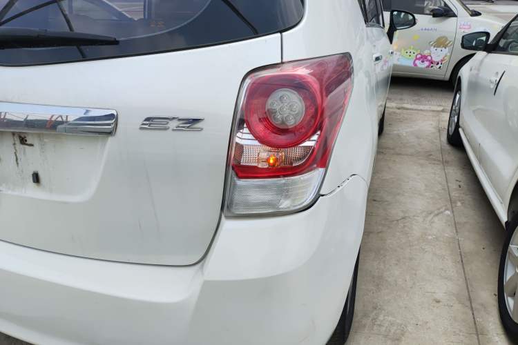 Used Toyota Verso 2014 Starlight 180E CVT Elite Edition
