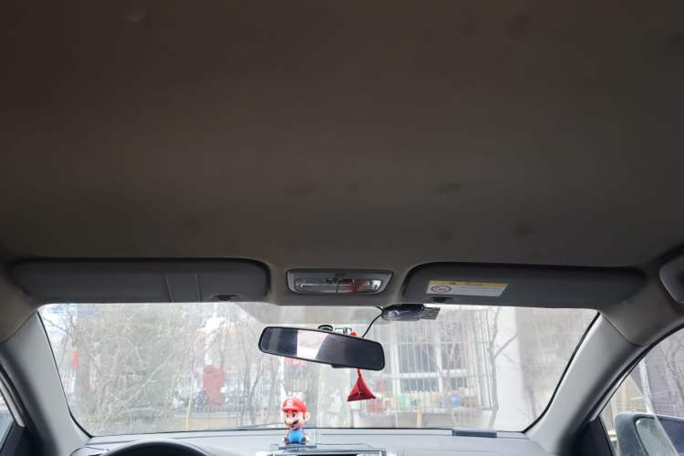 Used Toyota YARiS L Zhi Xuan 2015 1.5E Automatic Charm Edition