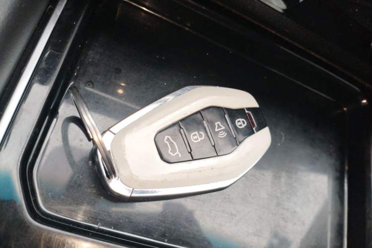 Used JETOUR X90 2019 1.6T DCT Luxury Touring Edition 7 Seats China VI Standard