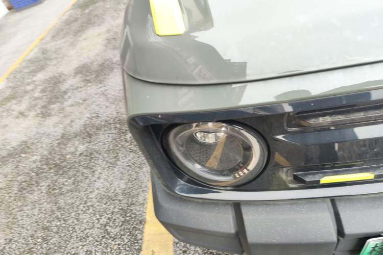 Used Geely Galaxy Panda 2025 210km Panda Rider Right Front Headlight