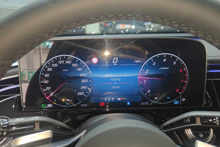 Used Mercedes-Benz E-Class 2025 Facelift E 300 L Luxury Edition