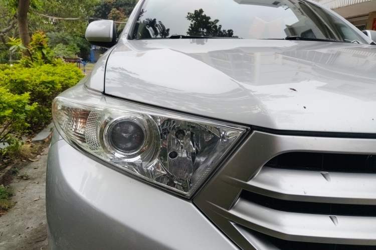 Used Toyota Highlander 2012 3.5L 4x4 7-Seater Luxury Edition with Navigation