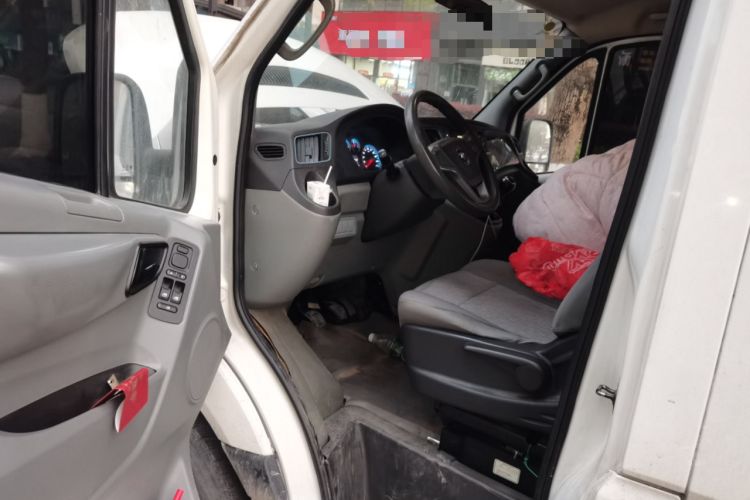 Used Foton Toano 2020 2.5T Manual Tongtu Short Wheelbase Flat Roof 5/6/7-Seater 4J25TC3