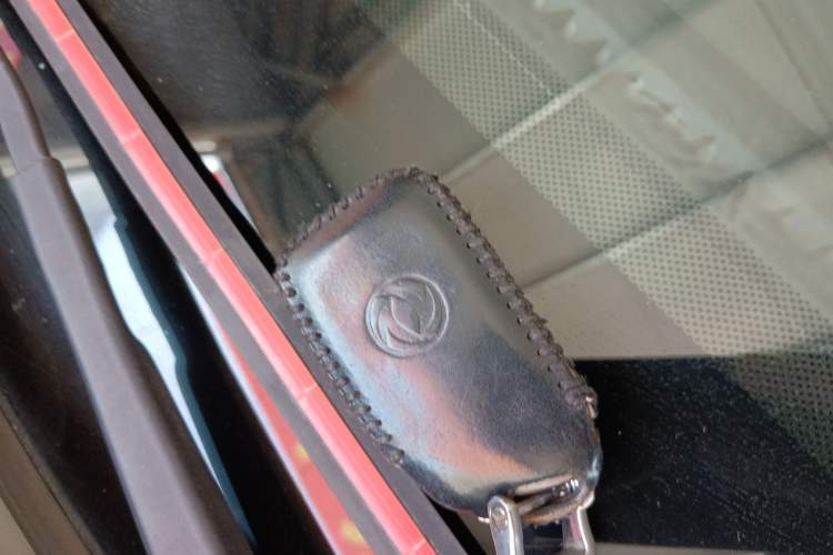 Used Dongfeng Aeolus AX7 2019 1.6T Automatic AI Navigation Model China V Standard
