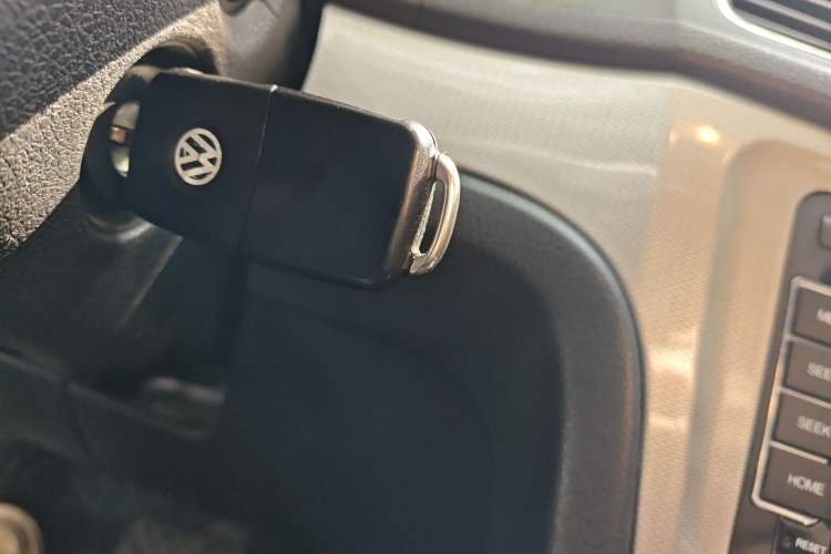 Used Volkswagen Gran Lavida 2013 1.4 TSI Automatic Comfort Model