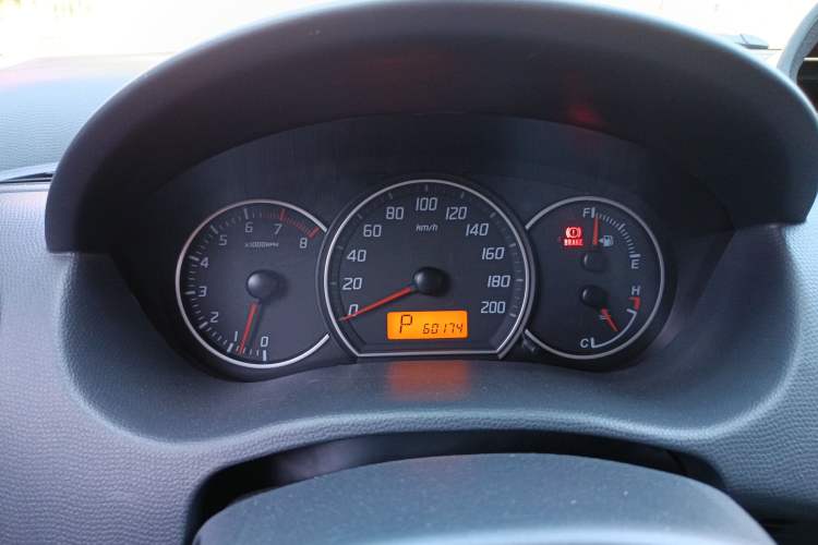 Used Suzuki Swift 2016 1.5L Automatic Fashionable Coolplay Edition
