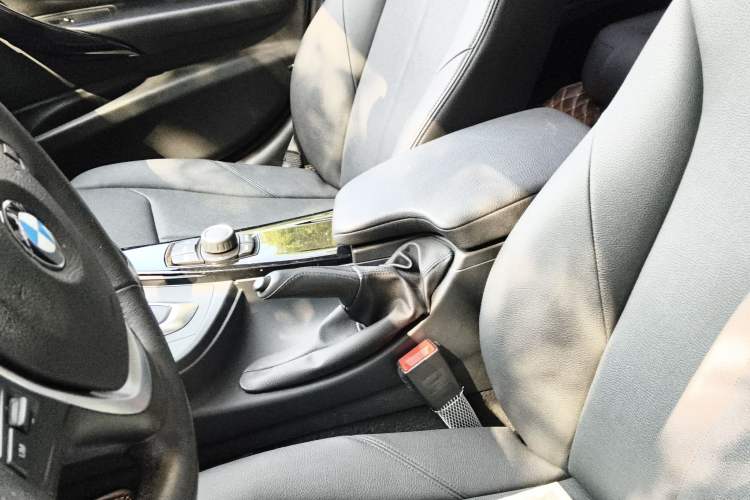 Used BMW 3 Series 2017 320Li Fashion Model
