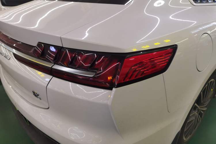 Used BYD Han 2020 EV Long-Range Luxury Model
