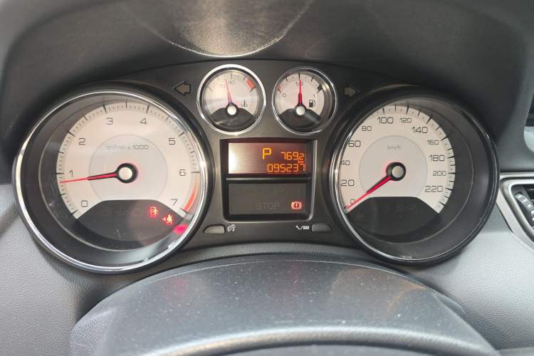 Used Peugeot 308 2013 1.6L Automatic YouShang Model Odometer Close Up