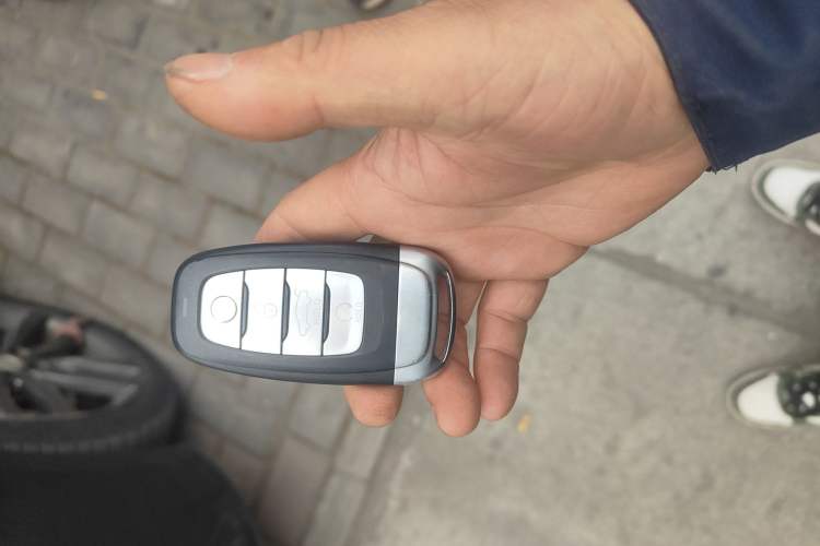 Used Hongqi H5 2018 30TD Smart Connect Dynamic Edition
