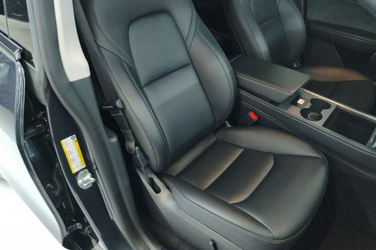 Used Tesla Model Y 2024 Rear-Wheel-Drive Version