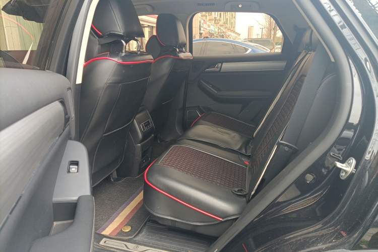 Used BYD Tang 2018 2.0T Automatic SmartConnect Prestige 7-Seater China V Standard
