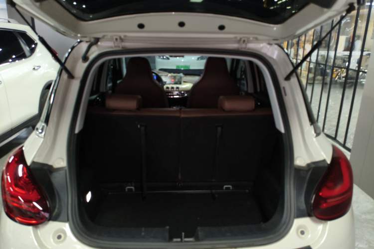 Used Wuling Bingo 2024 333 km Enjoyment Version Trunk