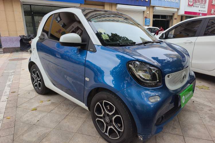 Used smart fortwo 2016 0.9T 66kW Hardtop Pioneer Edition