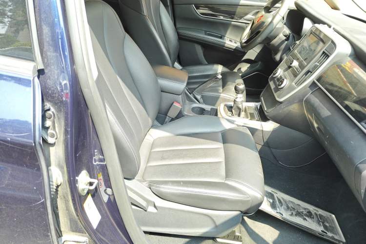 Used BYD Song MAX 2017 1.5T Manual Smart Connect Luxury 7-Seater