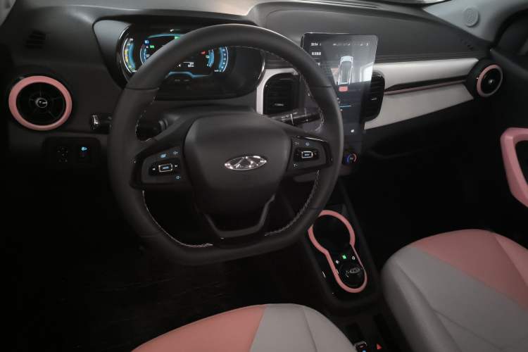 Used Chery Little Ant 2024 Revised Version Youth Edition 251 km True Love Edition 25.05 kWh
