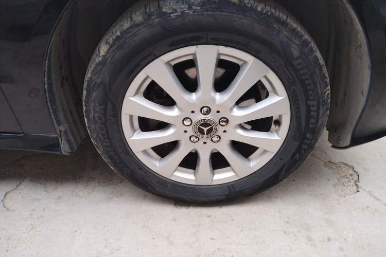 Used Mercedes-Benz R-Class 2011 R 300 L Business Model