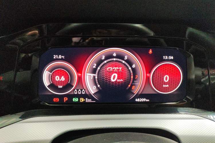 Used Volkswagen Golf 2021 280TSI DSG Pro Instrument Cluster