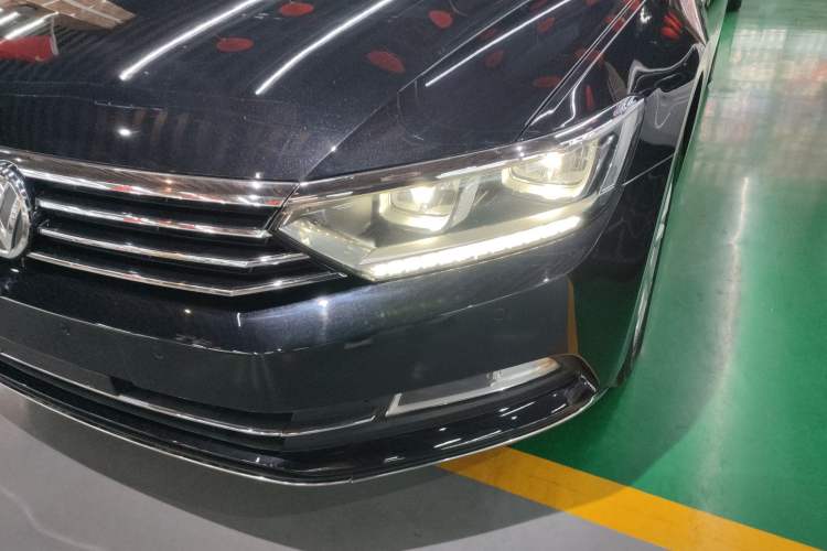 Used Volkswagen Magotan 2017 380TSI DSG Luxury Model
