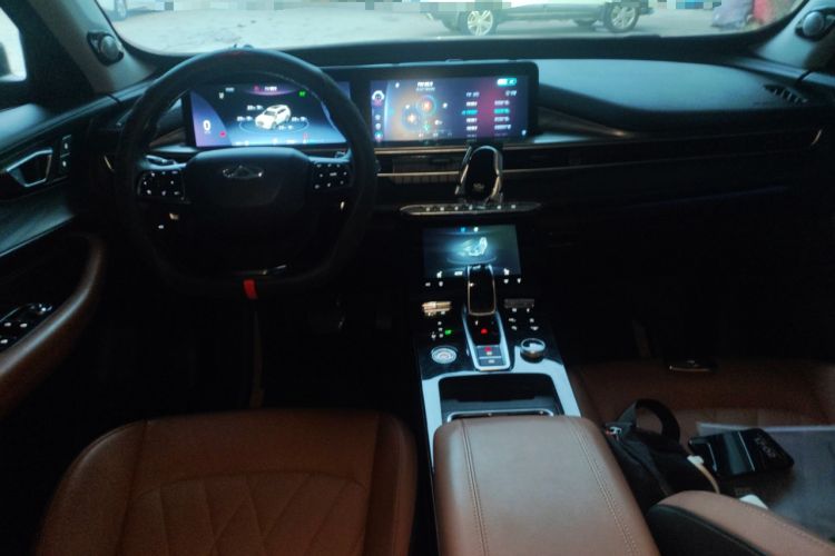 Used Chery Tiggo 8 PLUS 2021 290TGDI DCT Haoting Edition