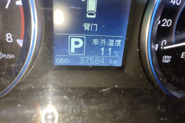 Used Toyota Highlander 2017 2.0T Four-Wheel Drive Luxury Edition 7 Seats