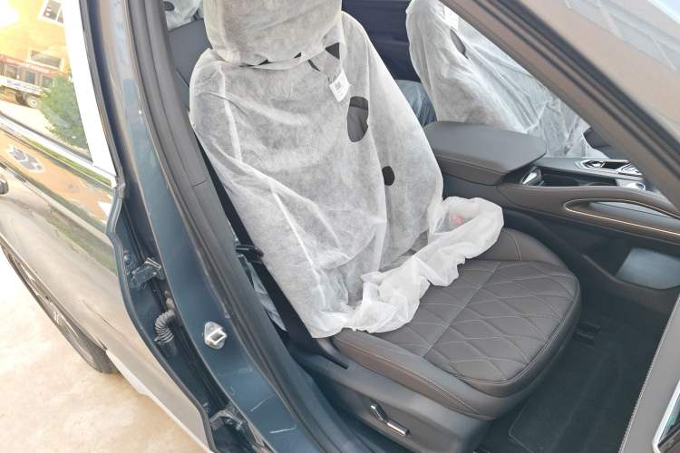 Used Geely Auto Monjaro L 2025 2.0TD Automatic Xingyun Version Right Front Seat