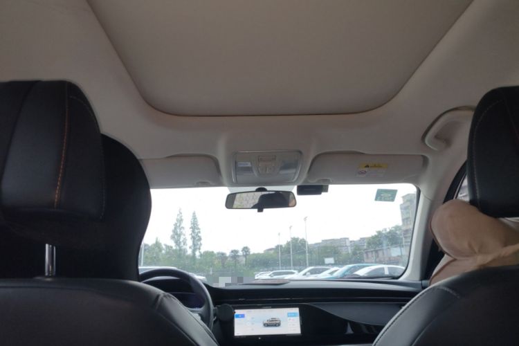 Used CHANGAN OSHAN X7 2020 1.5T Automatic Luxury Model Headliner