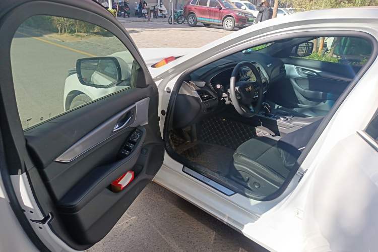 Used Cadillac CT5 2023 28T Luxury Edition (Standard Version) Driver Seat