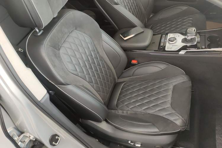 Used Hongqi HS5 2019 2.0T Smart Connect Flagship Edition Right Front Seat