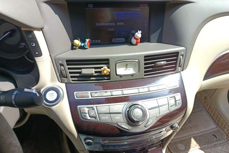 Used Infiniti M Series 2012 M25L Elegance Edition