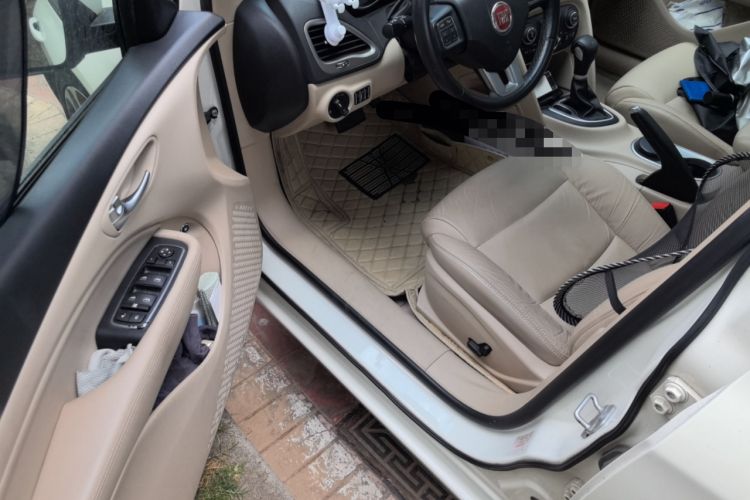 Used Fiat Viaggio 2012 1.4T Automatic Luxury Edition
