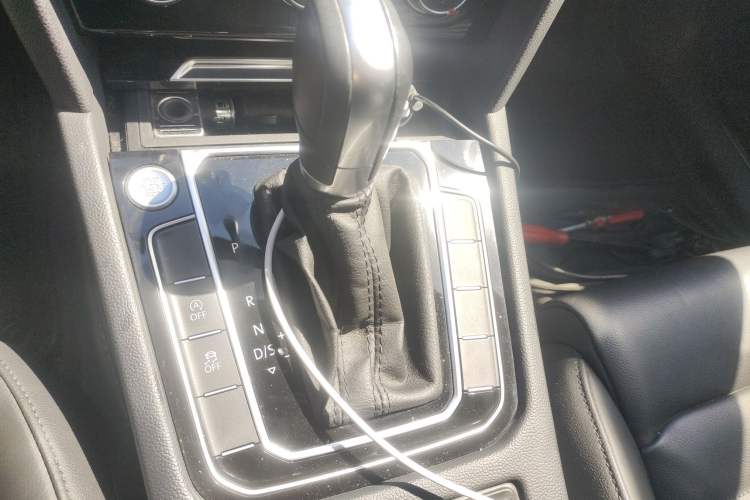 Used Volkswagen Magotan 2017 330TSI DSG Leading Model Gear Lever