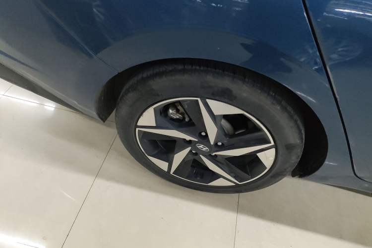Used Hyundai Elantra 2022 1.5L CVT LUX Prestige Edition