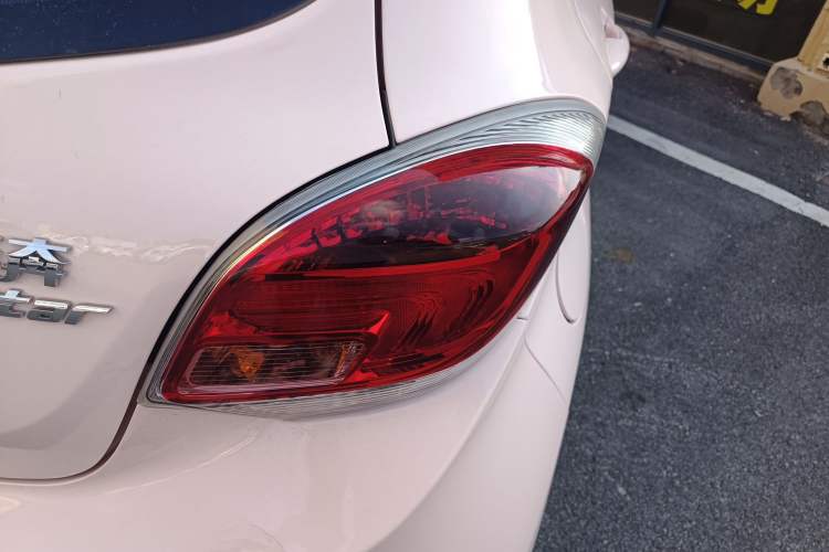 Used CHANGAN OSHAN Benni E-Star 2022 Qingxin Edition Colorful Model Lithium Iron Phosphate
