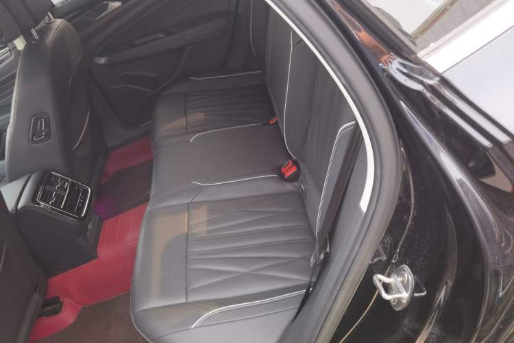 Used Volkswagen Passat 2022 330TSI Luxury Edition
