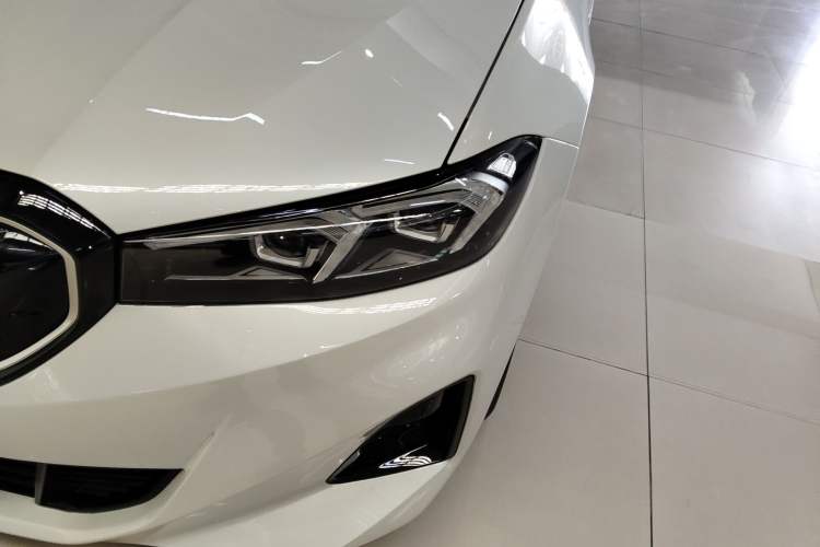 Used BMW i3 2023 eDrive 40 L Midnight Edition
