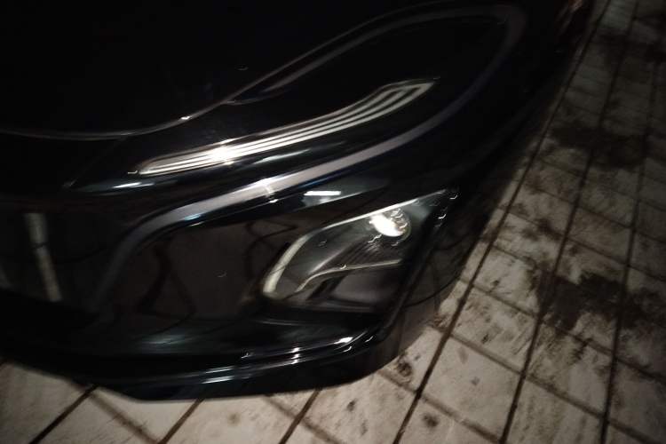 Used Hongqi E-QM5 2022 431 km Charge & Enjoy Edition
