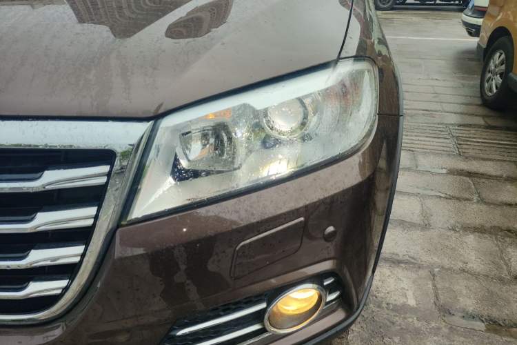 Used Haval H6 2015 Sport Edition 1.5T Automatic Two-Wheel Drive Luxury Model