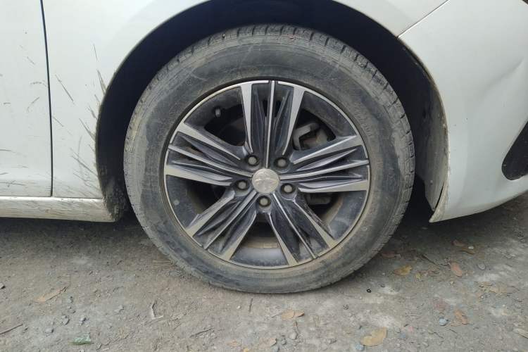 Used Peugeot 308 2018 1.6L Automatic Luxury Edition Exterior 7