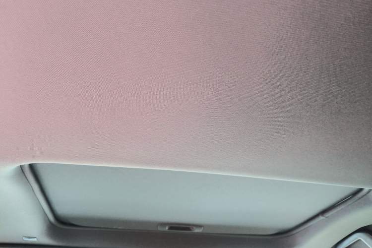 Used Toyota Sienna 2023 2.5L Hybrid Luxury Edition