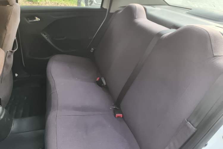 Used Peugeot 301 2014 1.6L Manual Comfort Edition