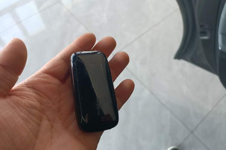 Used Geely Galaxy E8 2024 550 km Range Rear-Wheel-Drive PRO Vehicle Key