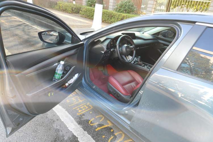 Used Mazda Mazda 3 Axela 2022 2.0L Automatic Zhi Rui Edition