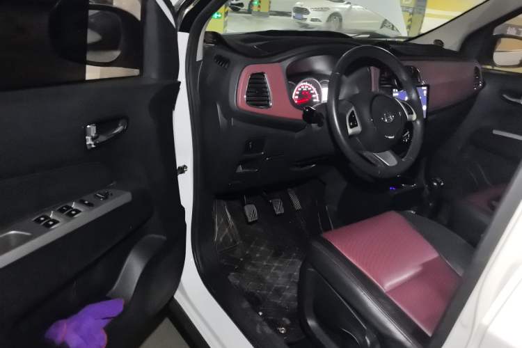 Used Oshan Olisway 2015 X6 1.4L Manual Mount Everest Edition
