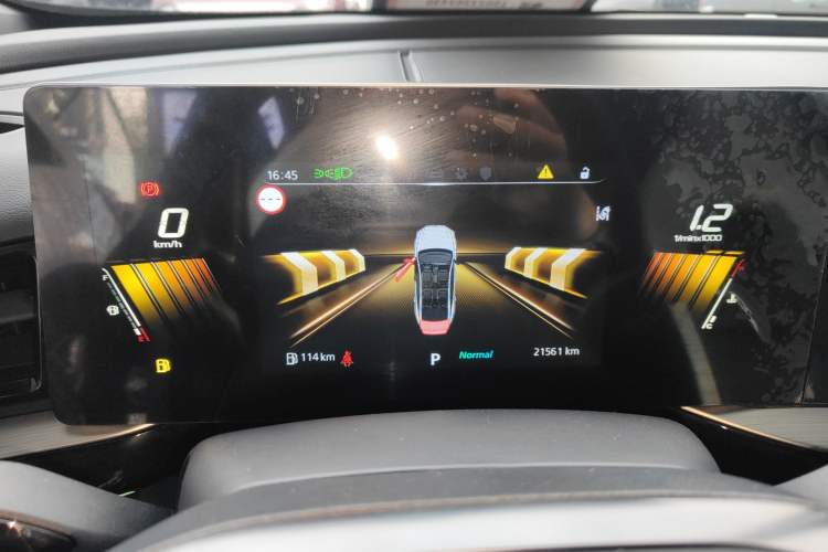 Used MG 5 Scorpio 2022 1.5T Trophy Sport Luxurious Edition
