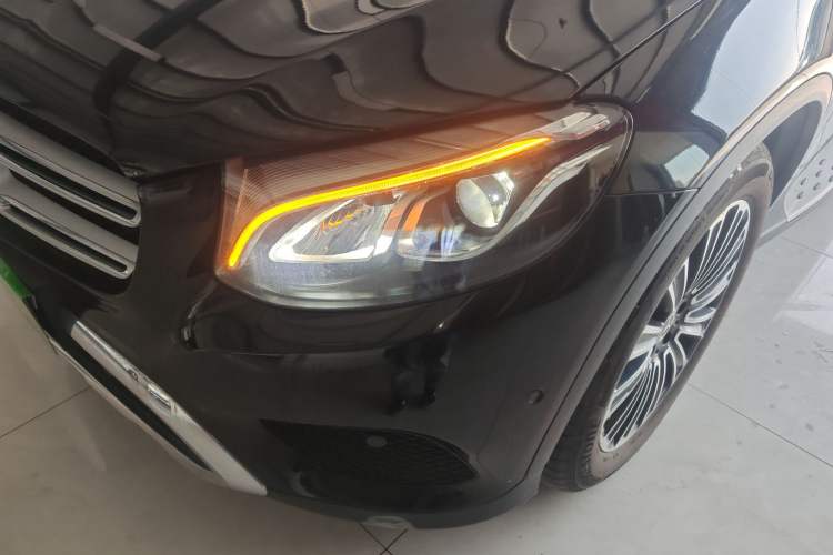 Used Mercedes-Benz GLC 2018 Facelift GLC 200 4MATIC
